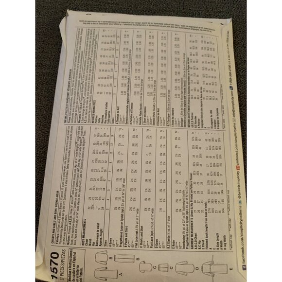 Simplicity 1570 Girls Pajamas Nightgowns Robes Pattern Size 7 8 10 12 14 - Picture 3 of 3